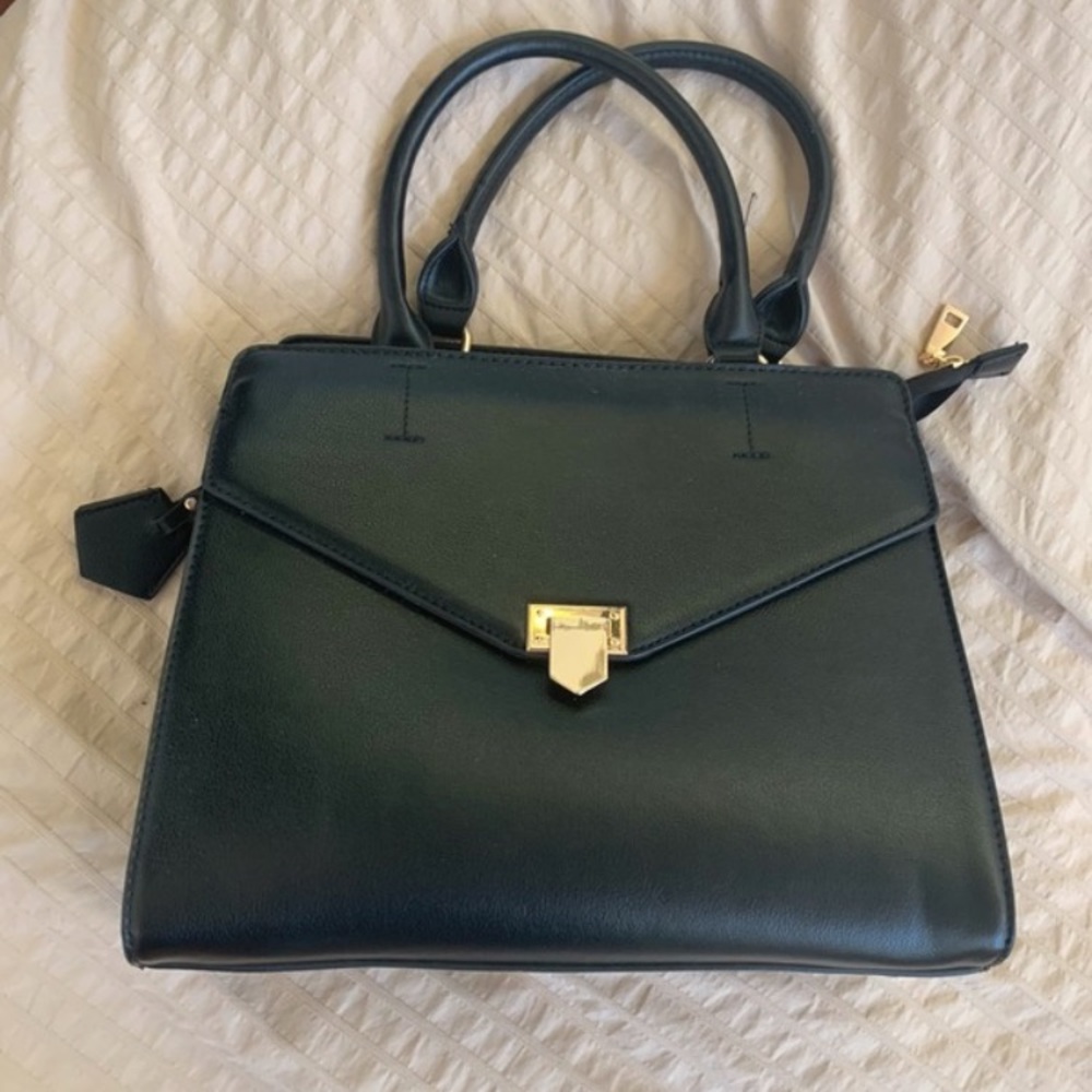 Hand bag
